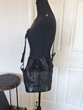 Paul Marius Womens Black Leather Crossbody Bag